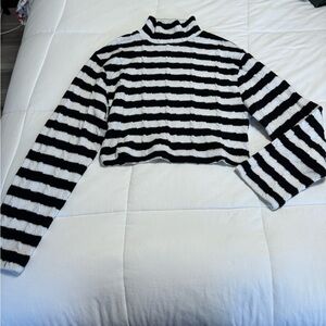 Zara mock neck sweater
